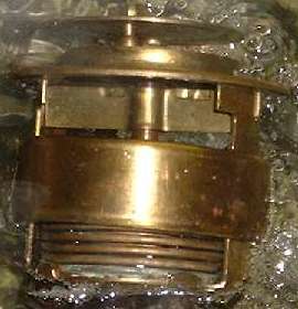 Original type thermostat with moving ring, open