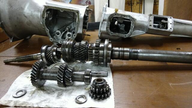 1500 gearbox disassembled