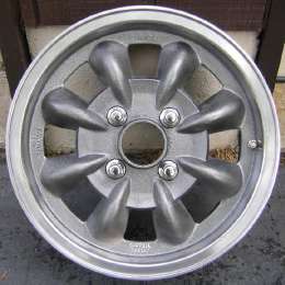 Saab aluminum wheel