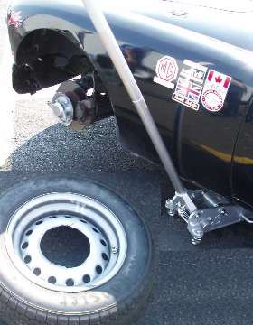 MGA Twin Cam steel wheel broken