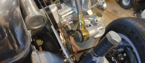 Fuel vent pipe bango fitting modification